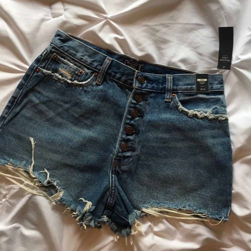 Abercrombie Annie High Rise Shorts